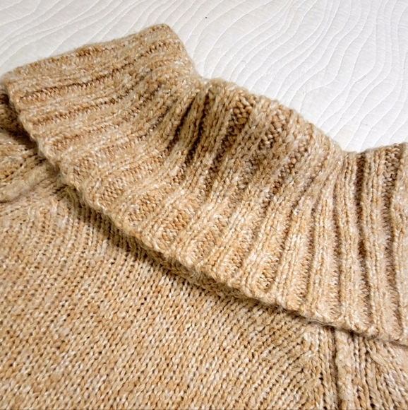 Michael Kors, Cowl Neck Poncho, Beige - *BRAND NEW* - Picture 2 of 5